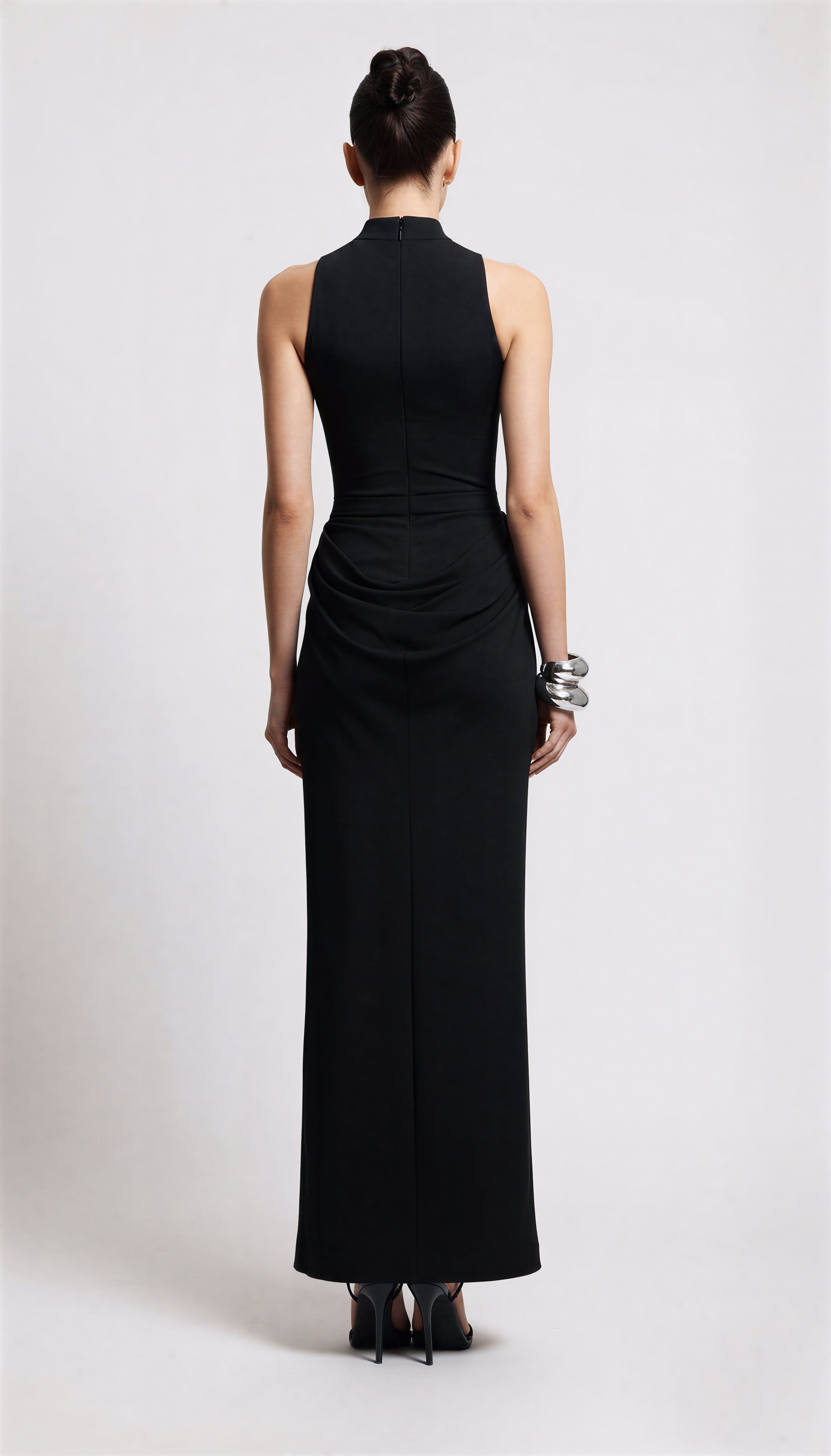 off shoulder Descriptive