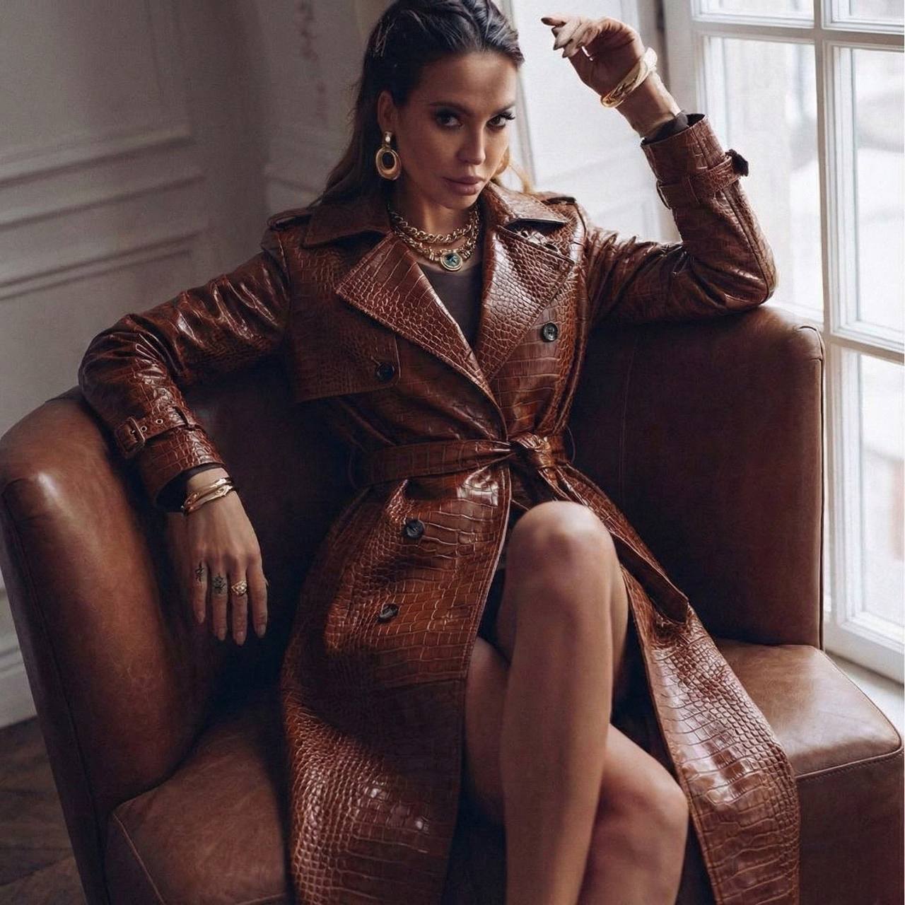 VEIRA Signature Gloss Trench Coat